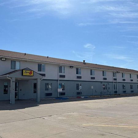 Super 8 By Wyndham Emporia Motel Eksteriør billede