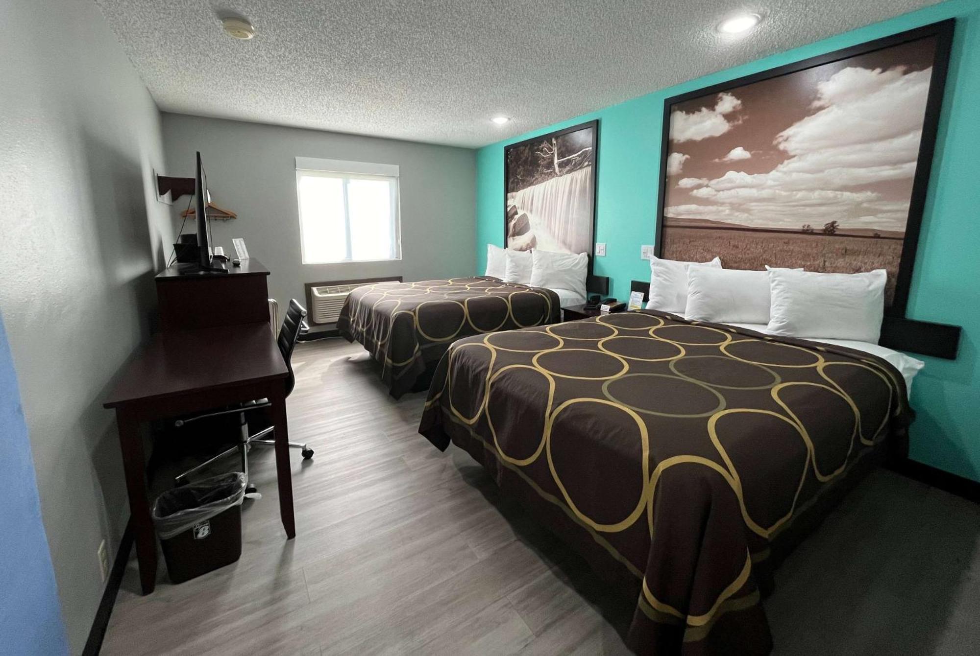 Super 8 By Wyndham Emporia Motel Eksteriør billede